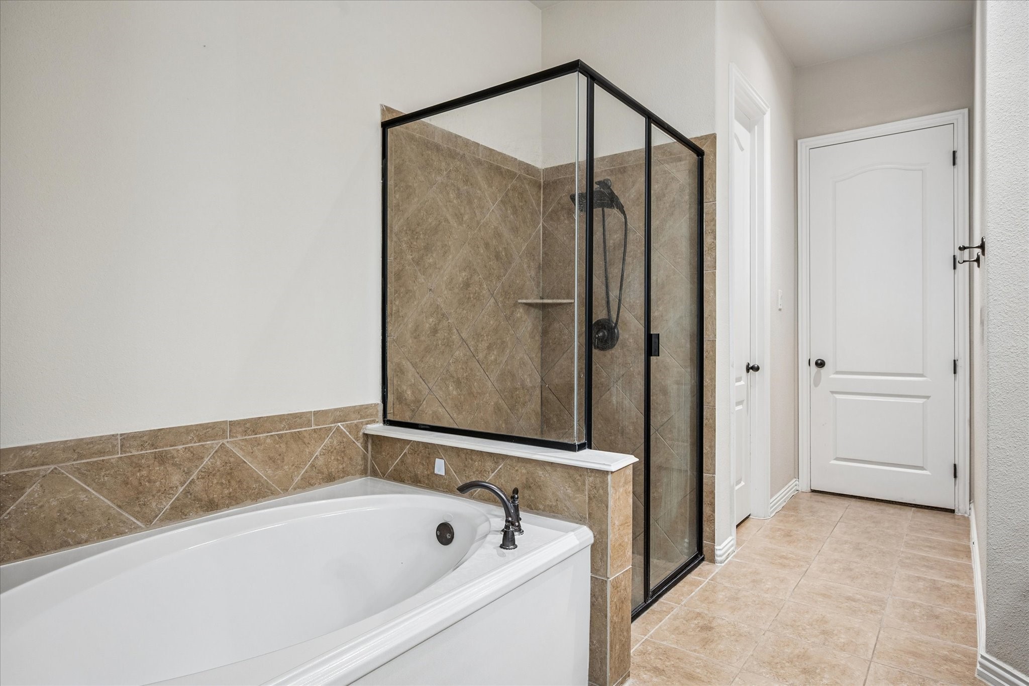2470 Sunderland Lane Lewisville TX 75067