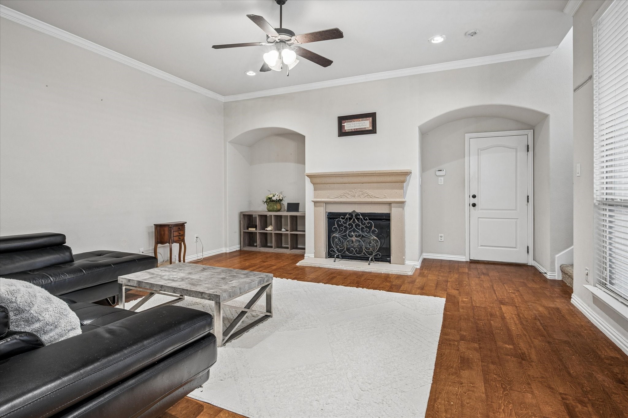 2470 Sunderland Lane Lewisville TX 75067