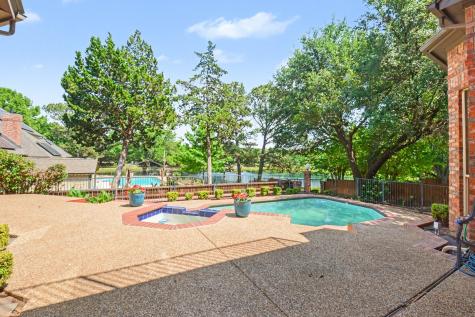 5205 Vicksburg Drive Arlington TX 76017