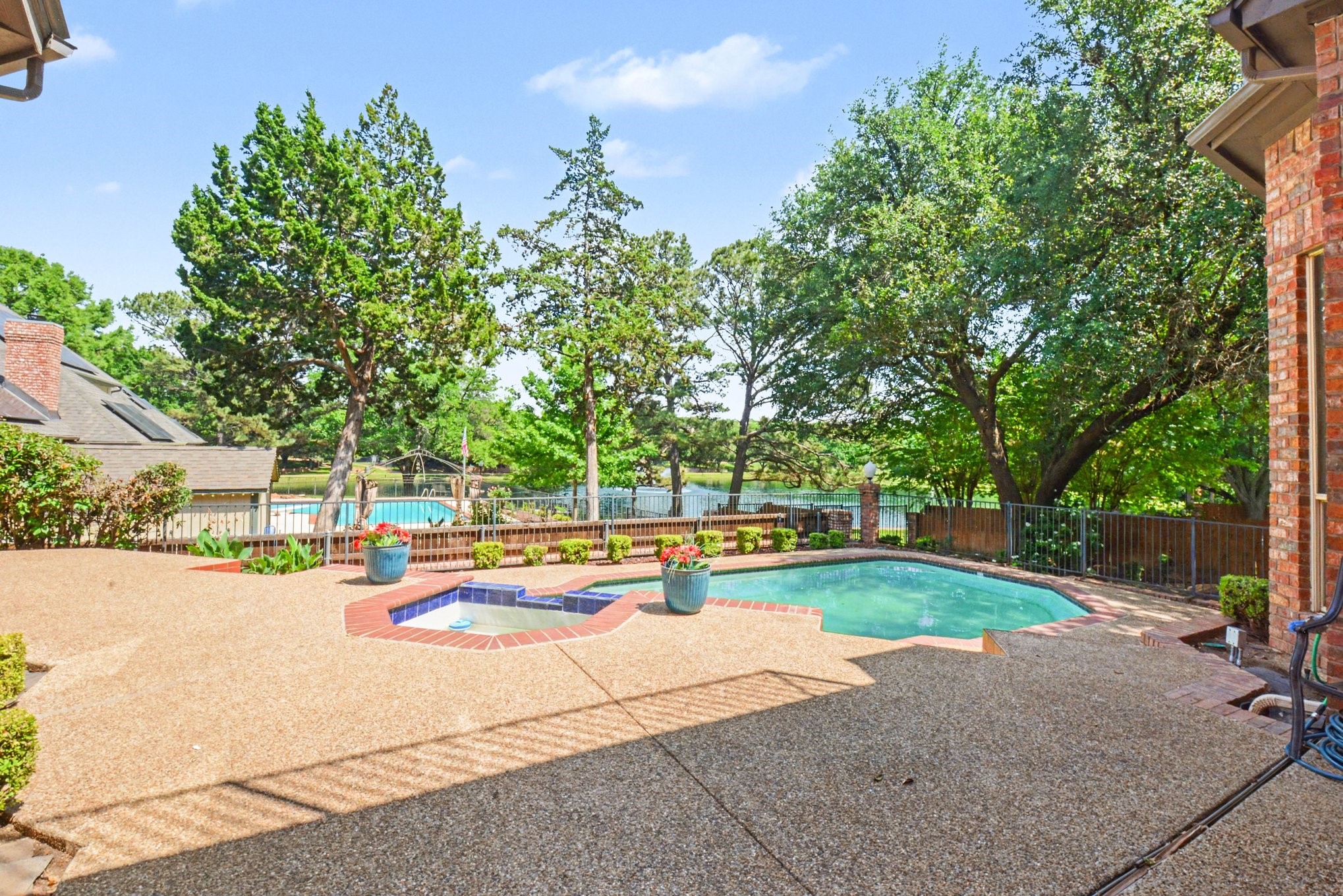 5205 Vicksburg Drive Arlington TX 76017