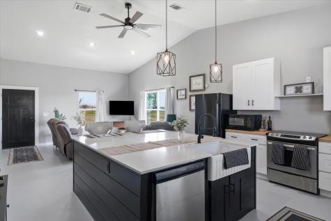 1744 Vz County Road 2303 Canton TX 75103