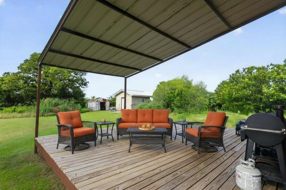 692 Plemons Drive Henrietta TX 76365