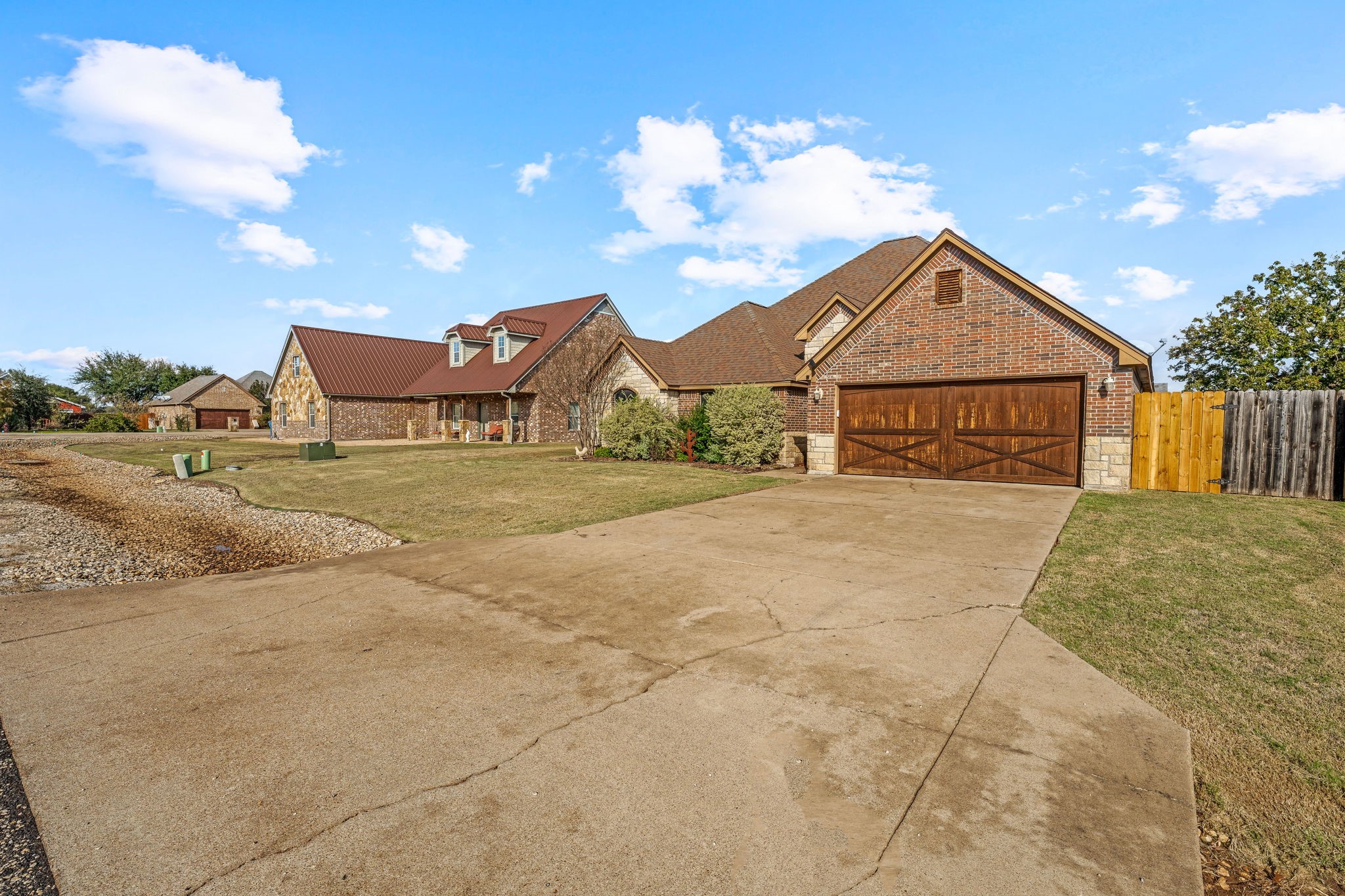 2936 Willow Ridge Circle Granbury TX 76049