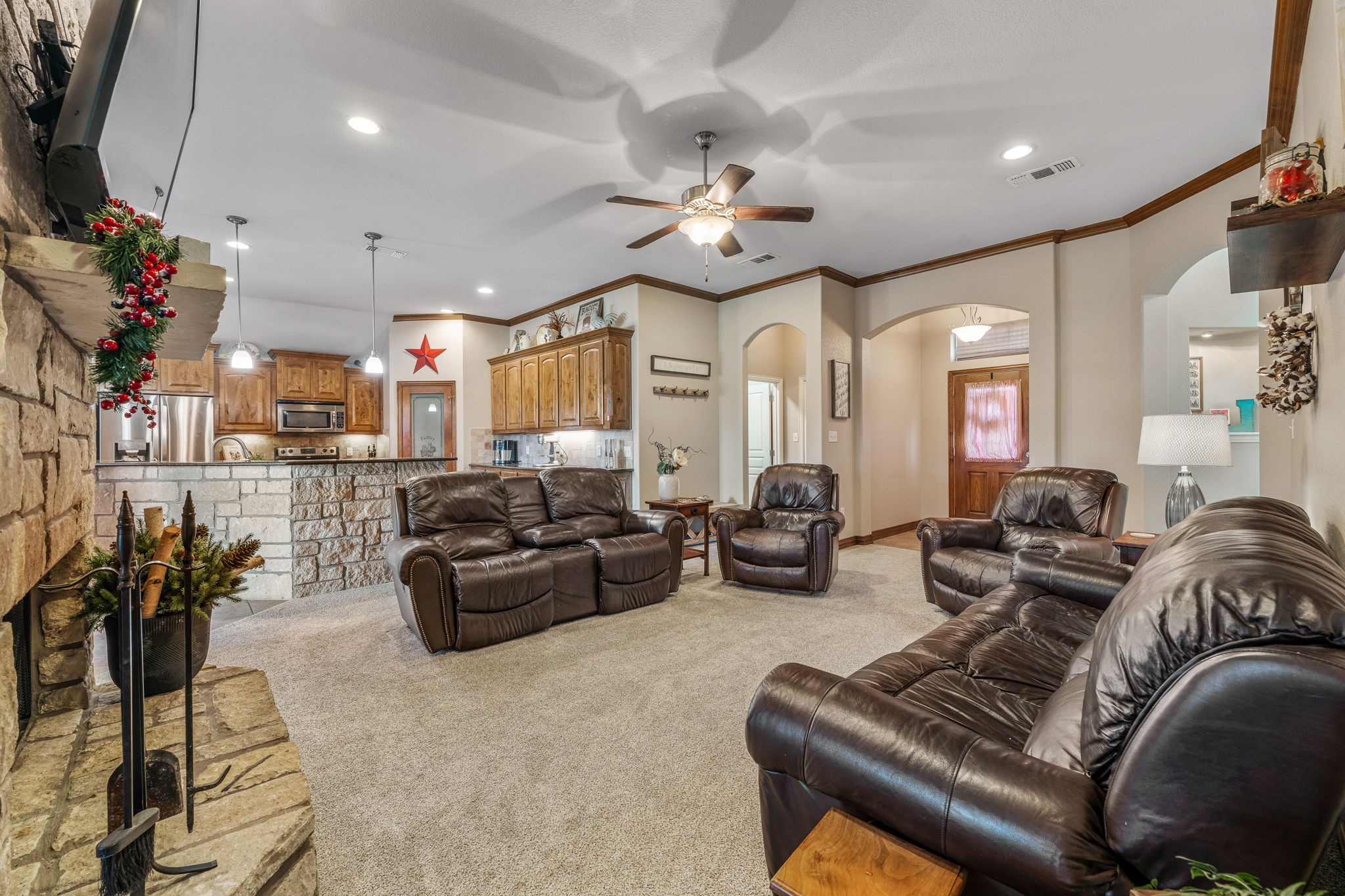 2936 Willow Ridge Circle Granbury TX 76049