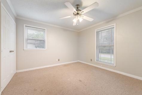 809 Buffalo Drive Arlington TX 76013