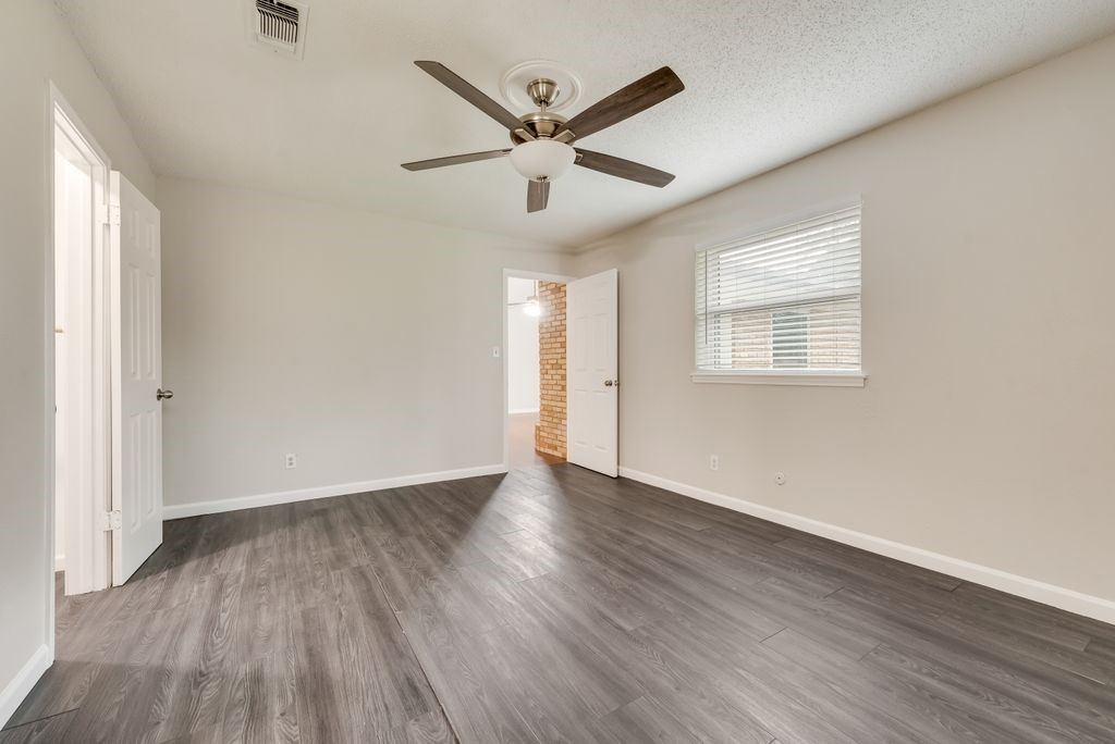 809 Buffalo Drive Arlington TX 76013