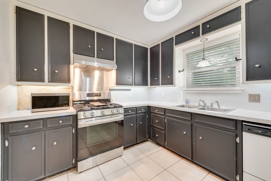 809 Buffalo Drive Arlington TX 76013