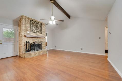 809 Buffalo Drive Arlington TX 76013