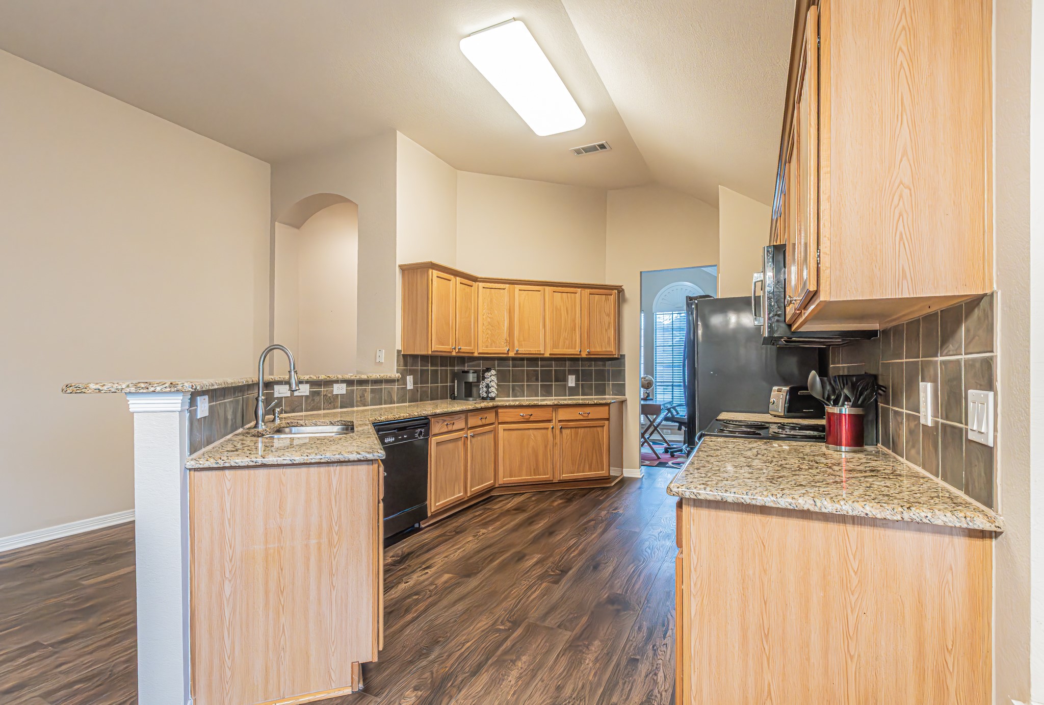 2878 Crestview Drive Lewisville TX 75067