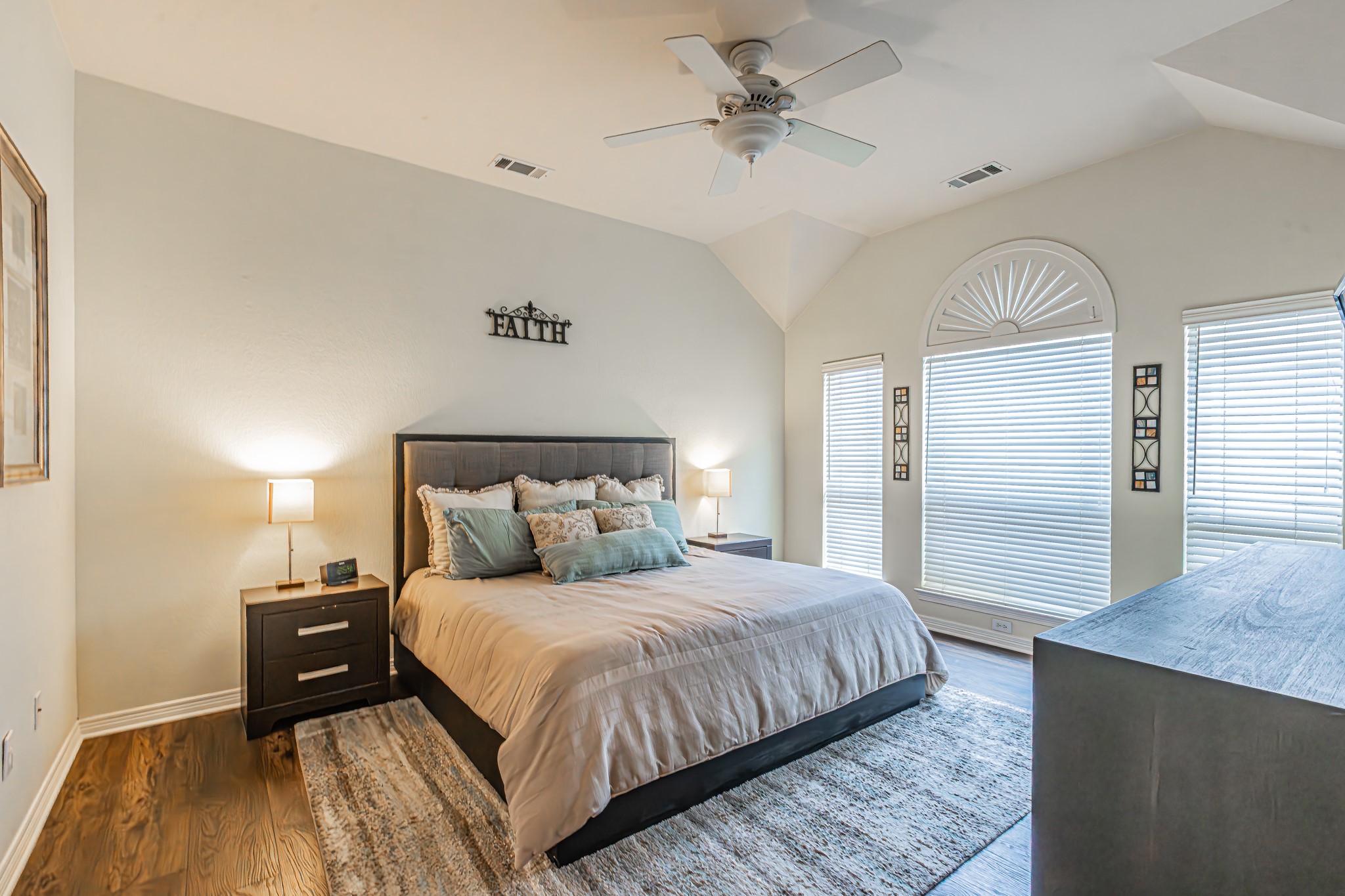 2878 Crestview Drive Lewisville TX 75067