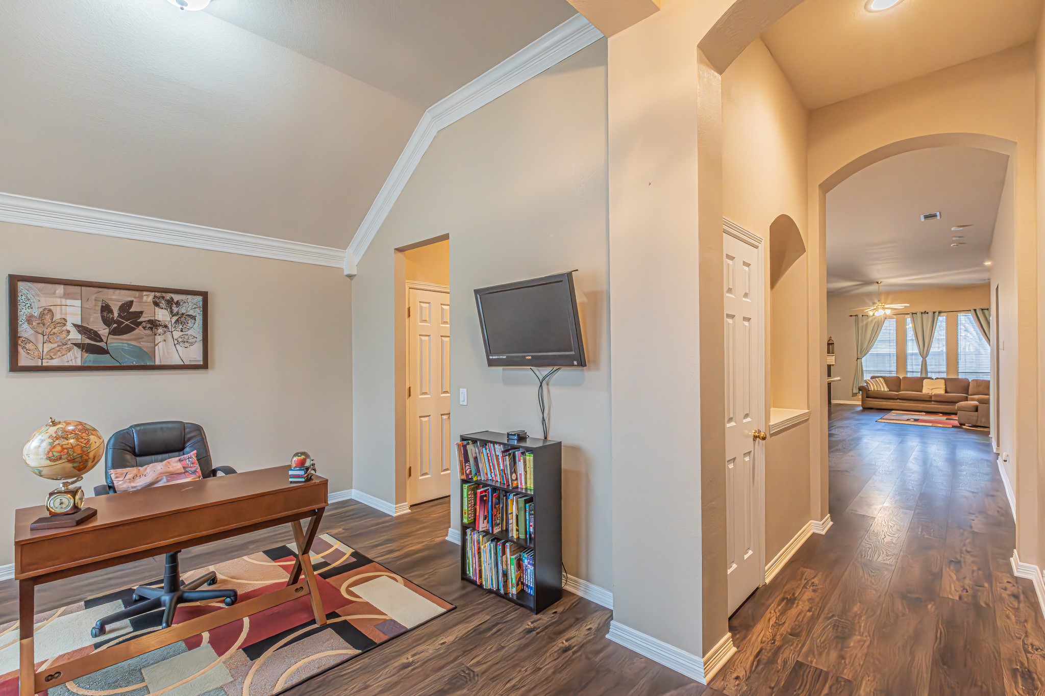2878 Crestview Drive Lewisville TX 75067