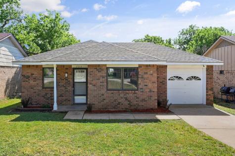 706 S 4th Street Midlothian TX 76065