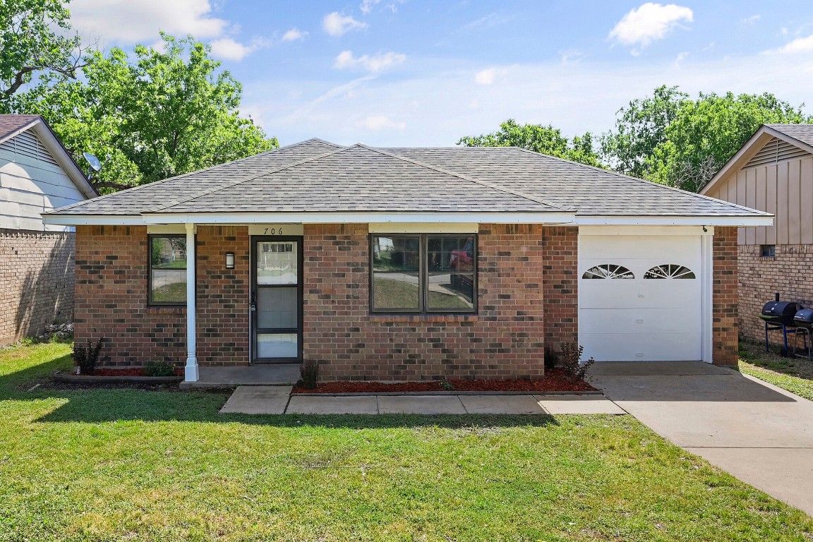 706 S 4th Street Midlothian TX 76065