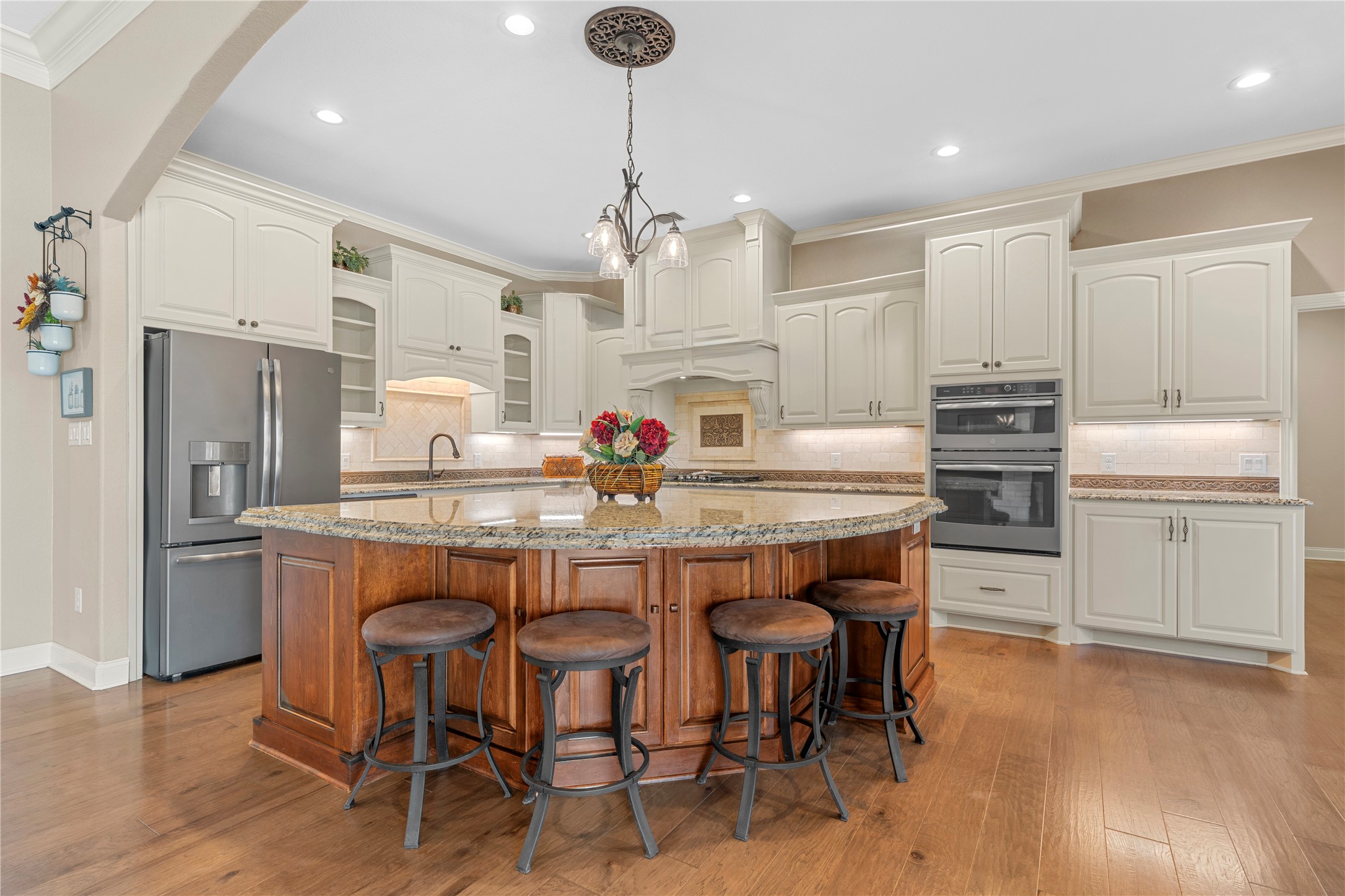 529 Perry Lane Robinson TX 76706