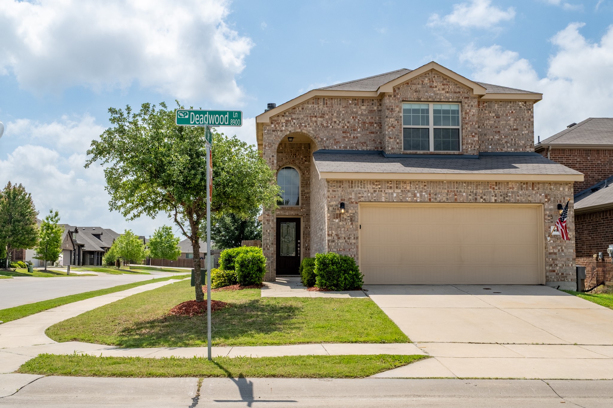 8928 Deadwood Lane Aubrey TX 76227