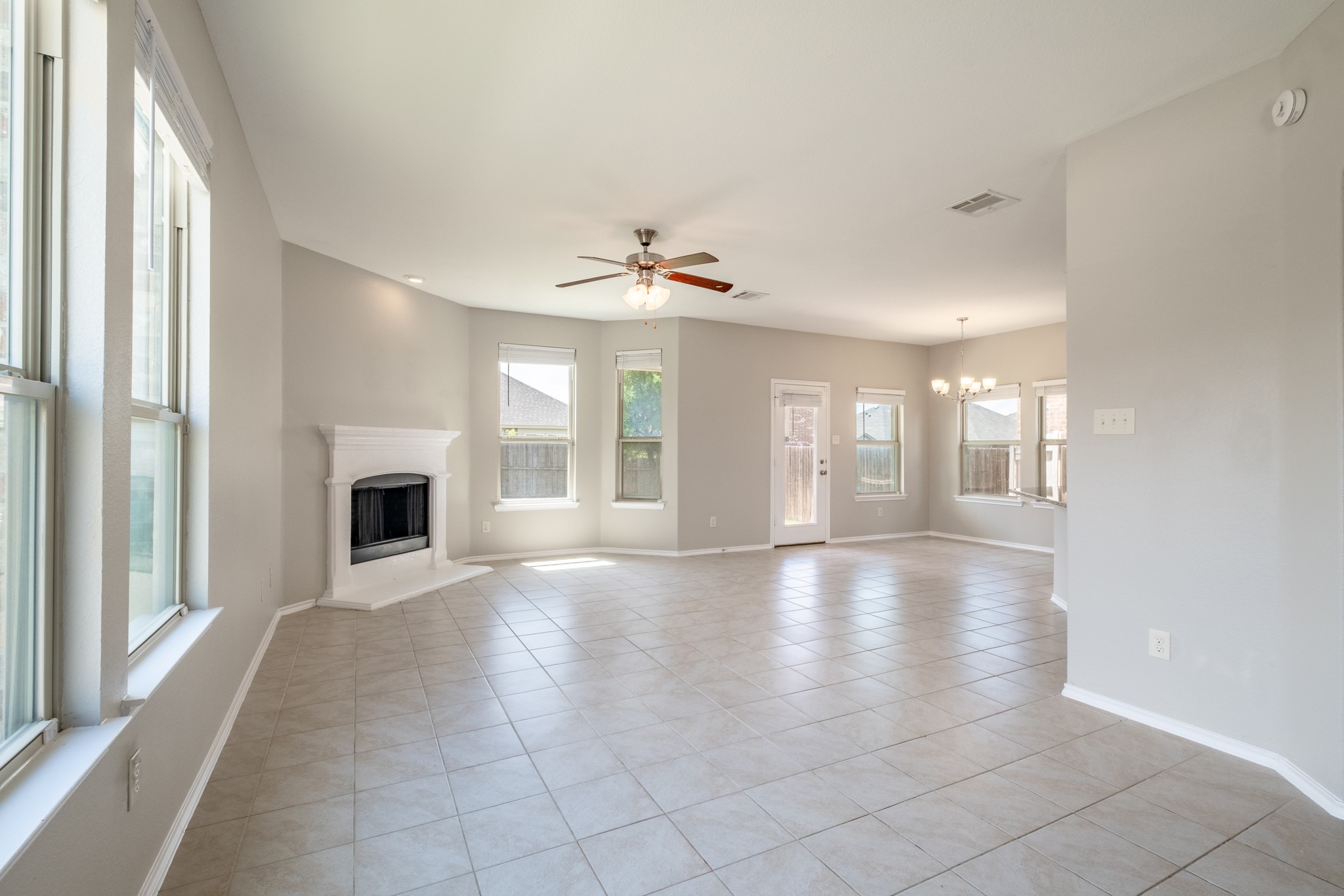 8928 Deadwood Lane Aubrey TX 76227
