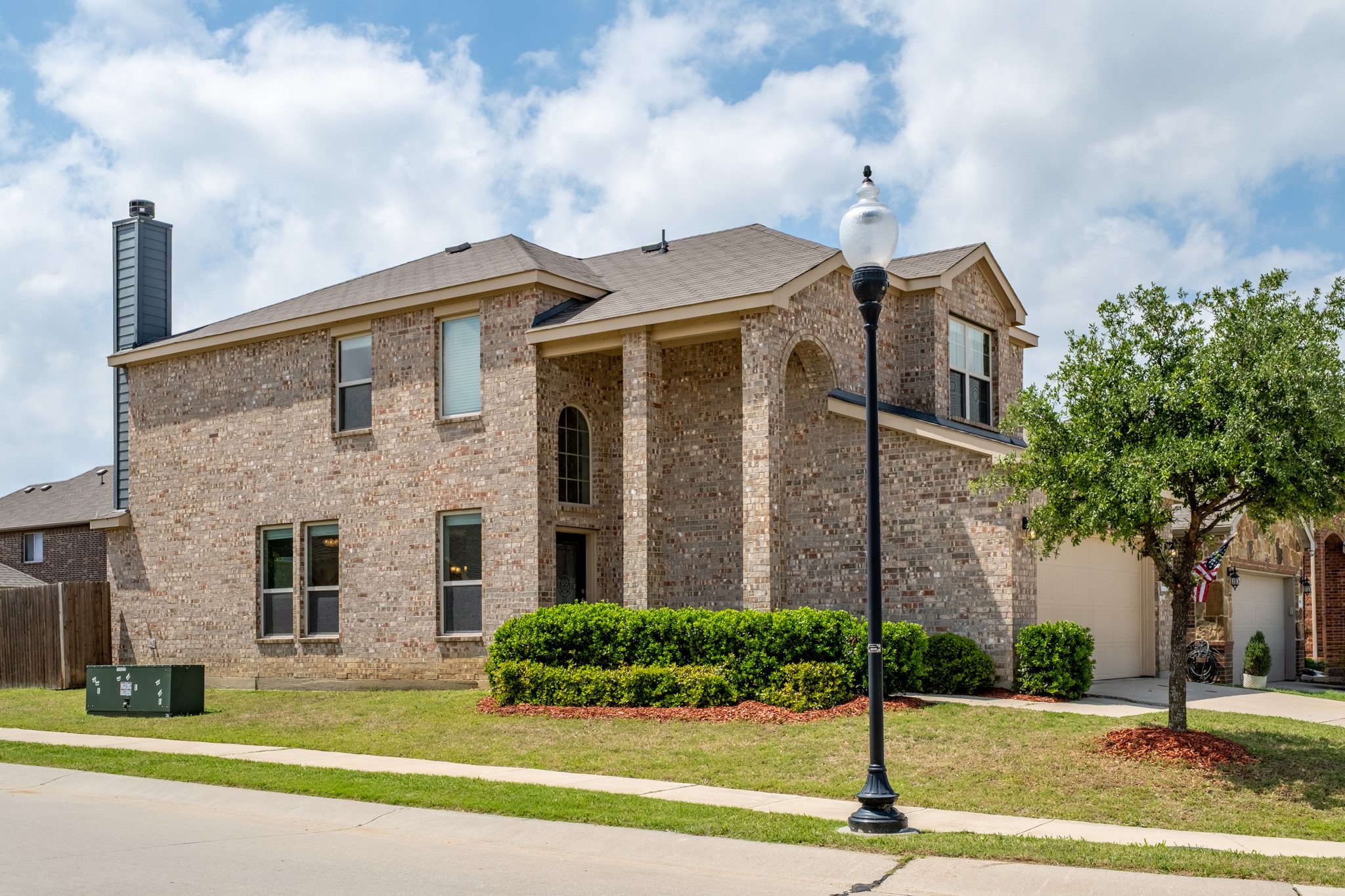 8928 Deadwood Lane Aubrey TX 76227