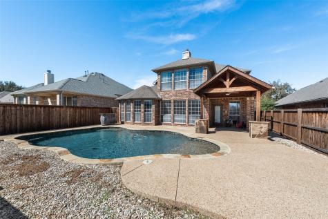 2467 Harbour Drive Grand Prairie TX 75054