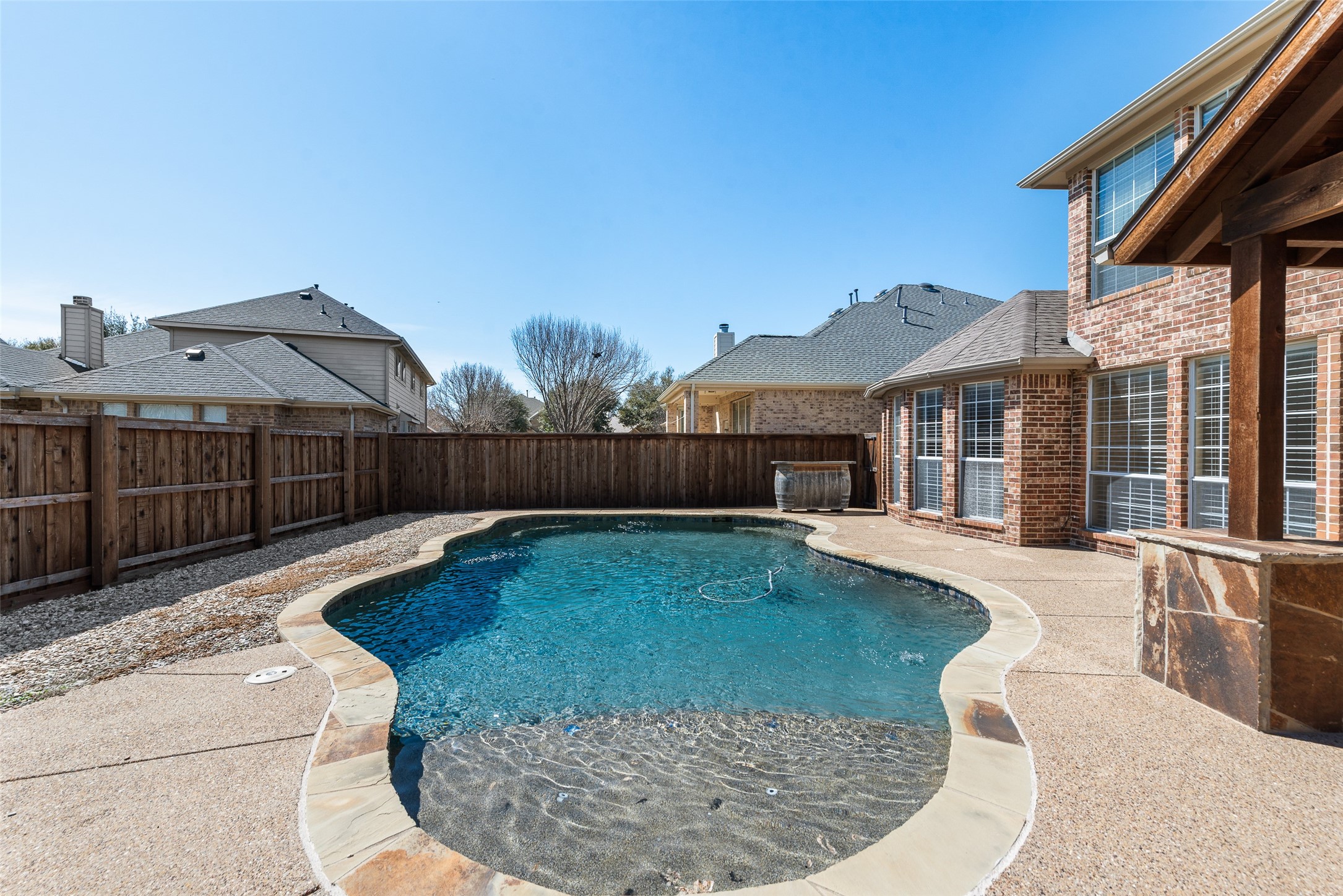 2467 Harbour Drive Grand Prairie TX 75054