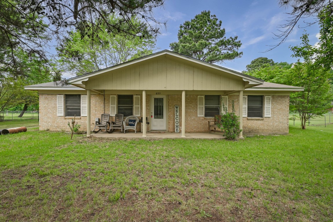 635 Kelly Street Fairfield TX 75840