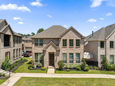 744 Patriot Lane Irving TX 75060