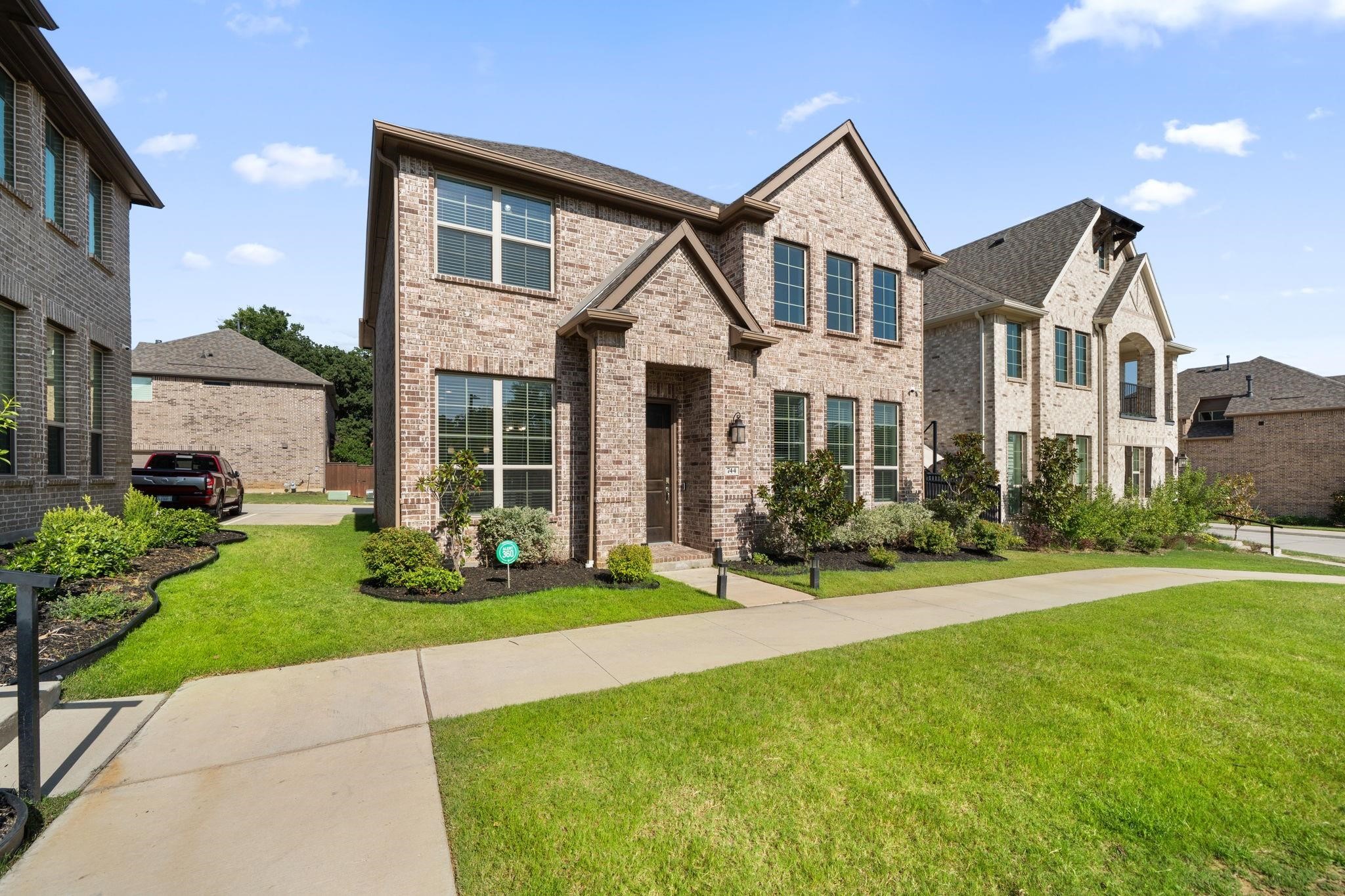 744 Patriot Lane Irving TX 75060