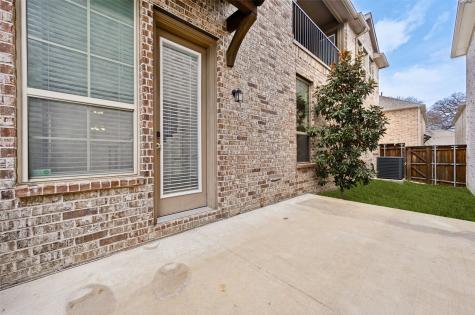 744 Patriot Lane Irving TX 75060