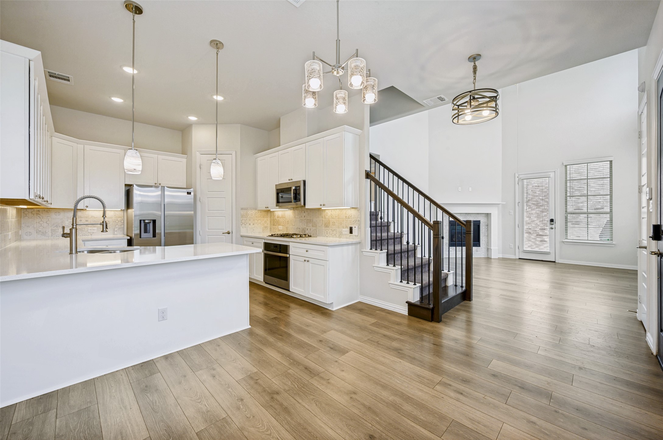 744 Patriot Lane Irving TX 75060