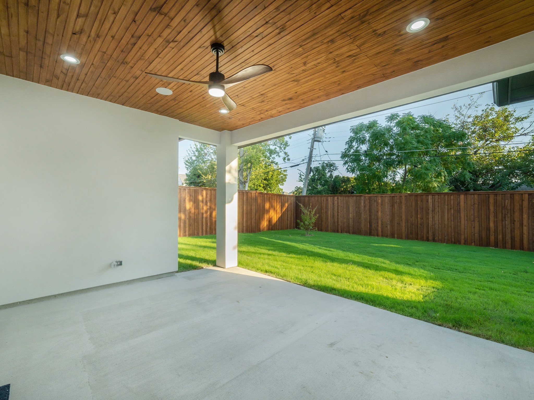 3752 Bolivar Drive Dallas TX 75220