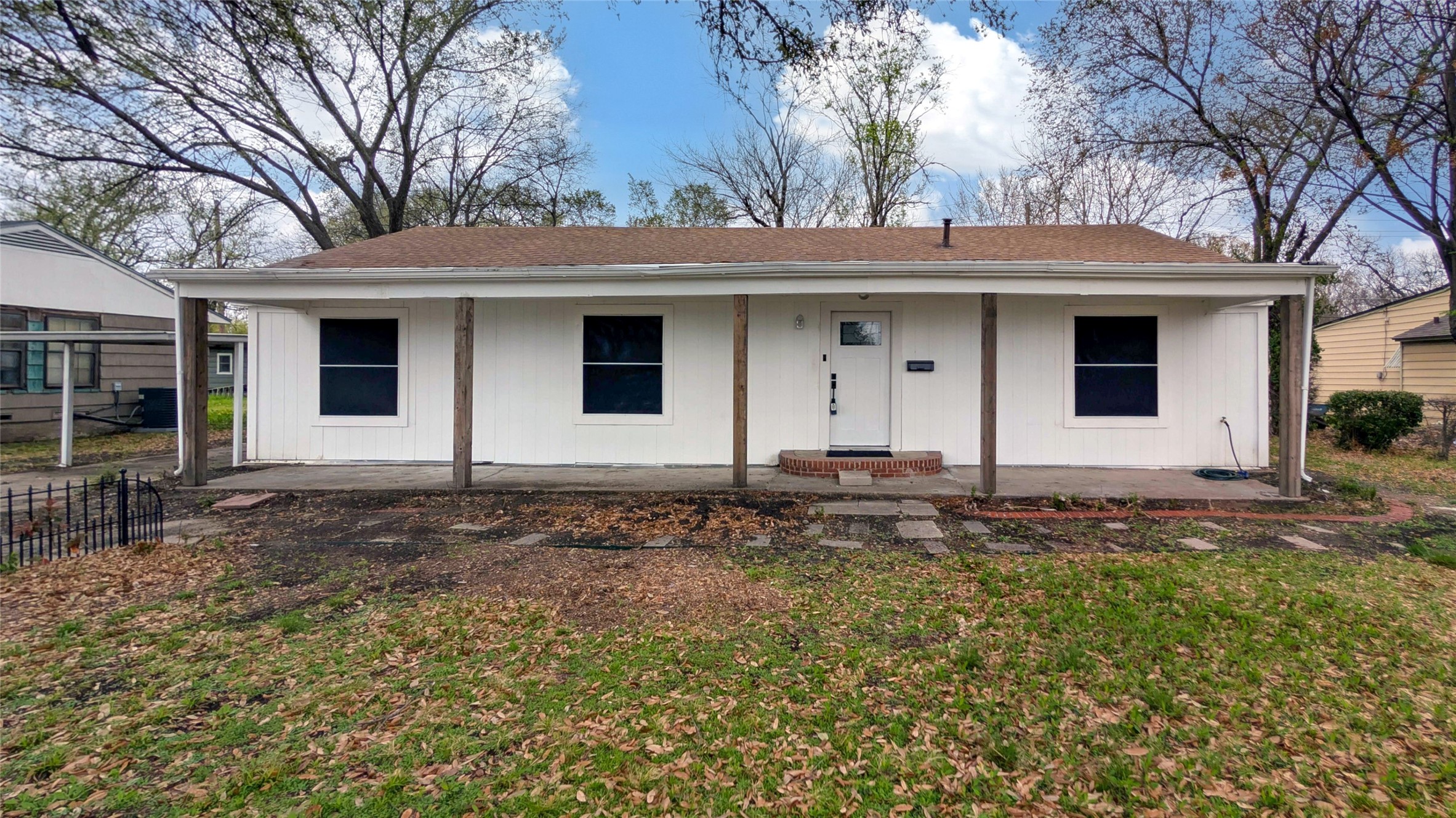 1425 W Walnut Street Garland TX 75042