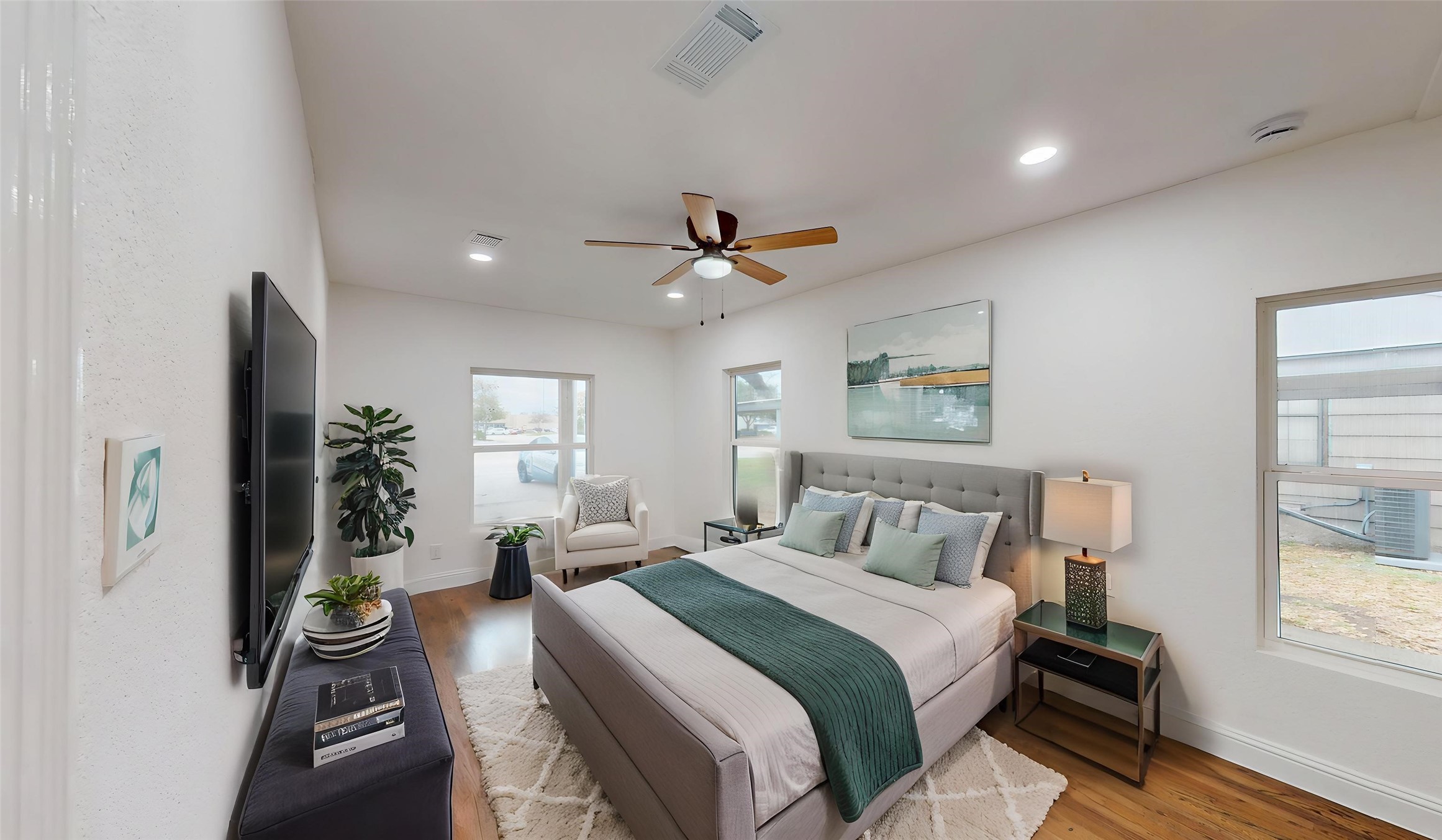 1425 W Walnut Street Garland TX 75042
