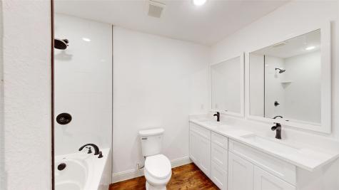 1425 W Walnut Street Garland TX 75042