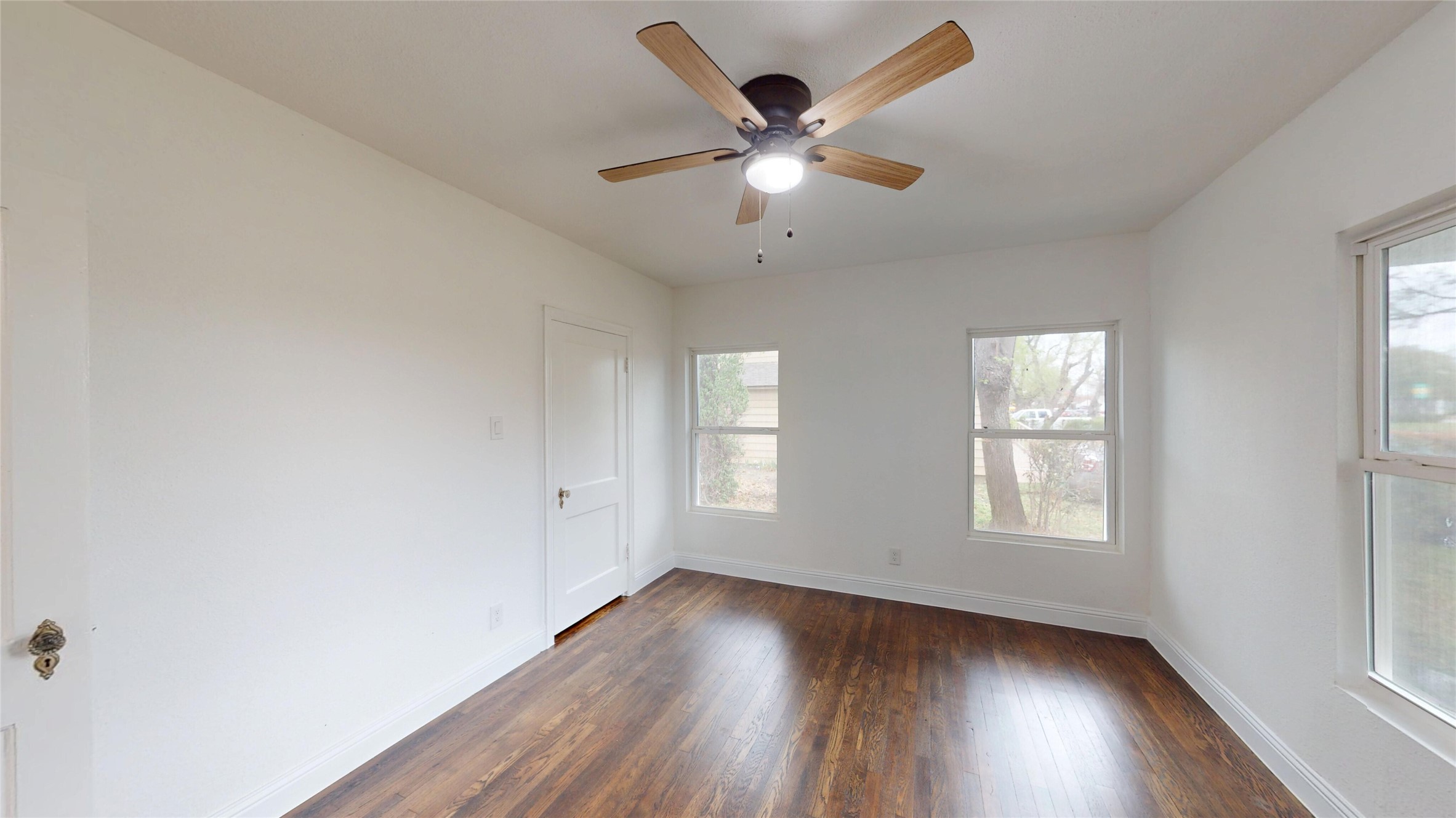 1425 W Walnut Street Garland TX 75042