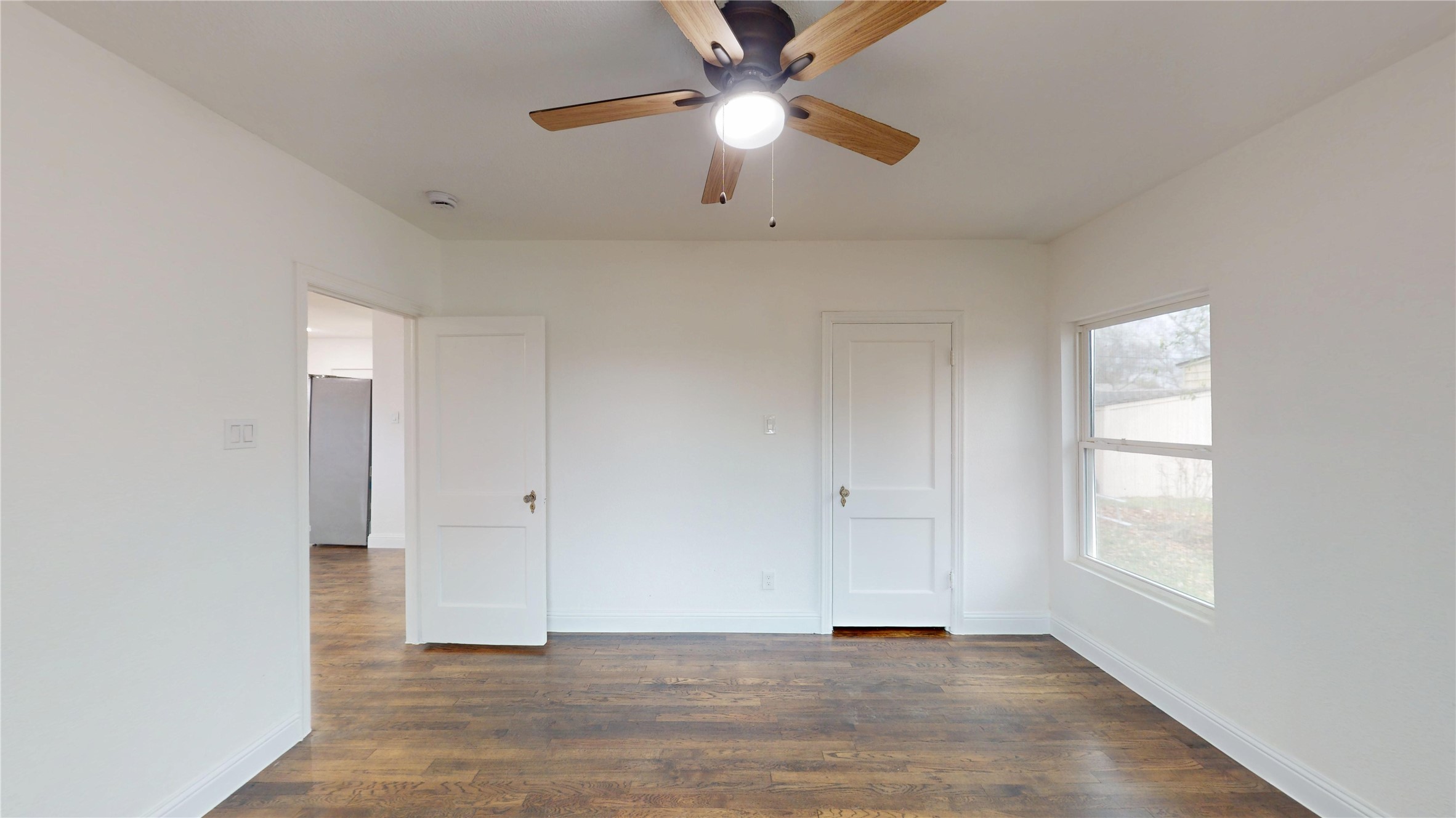 1425 W Walnut Street Garland TX 75042