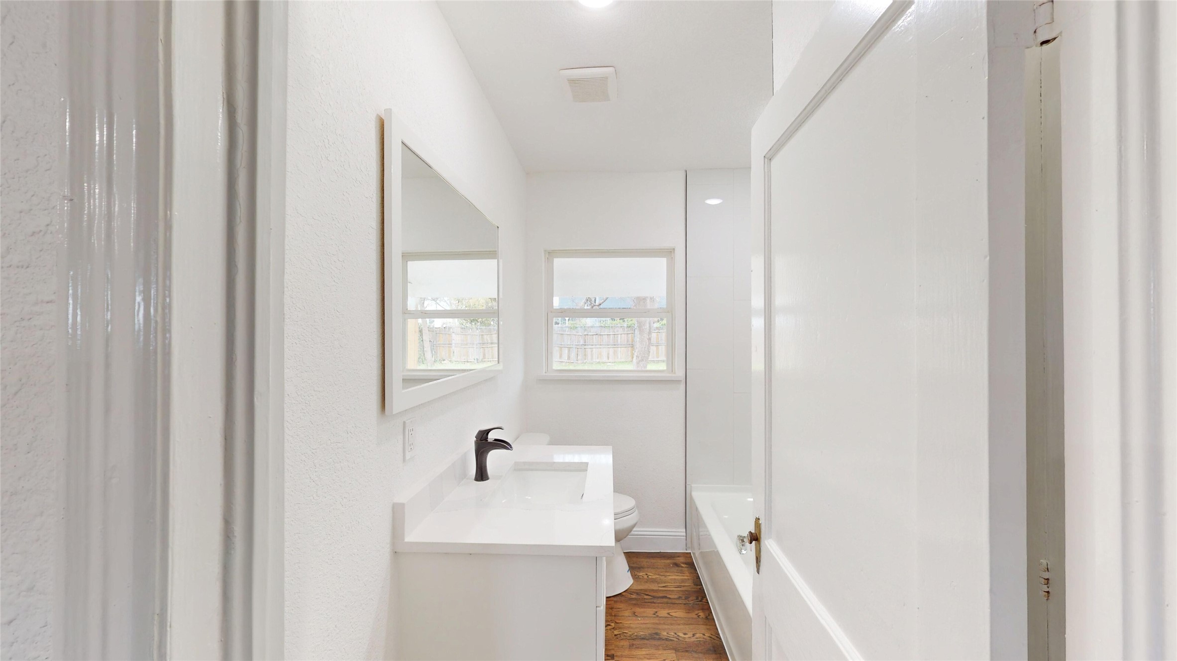 1425 W Walnut Street Garland TX 75042