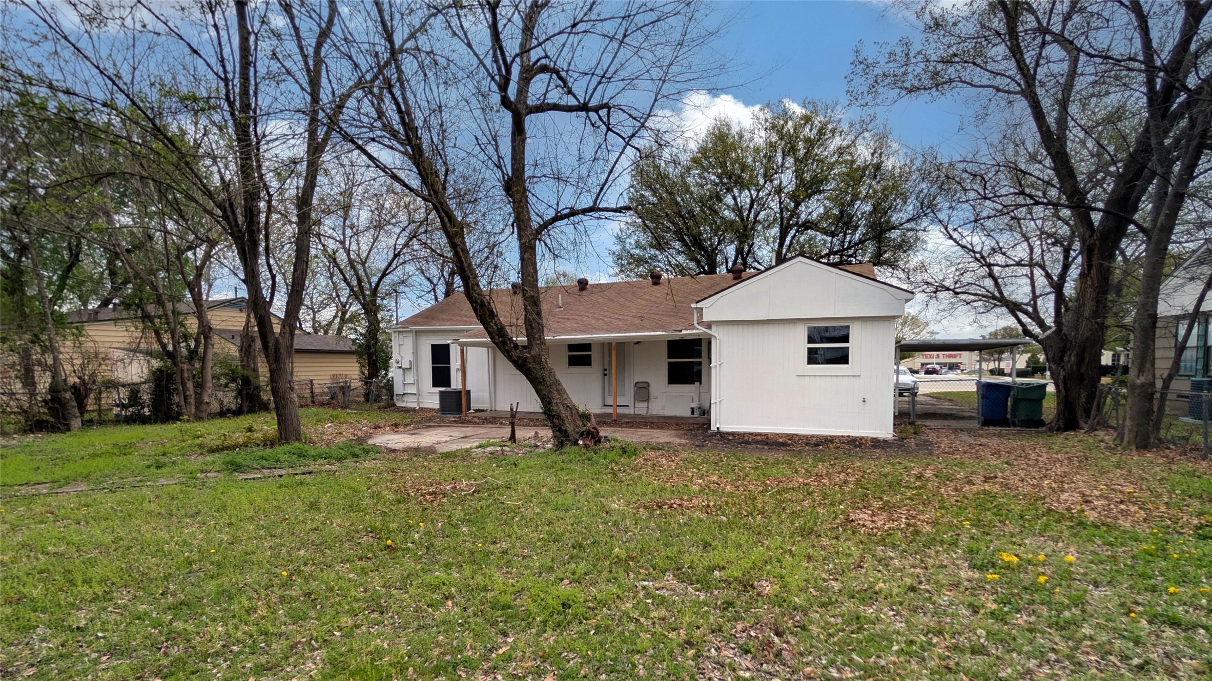 1425 W Walnut Street Garland TX 75042