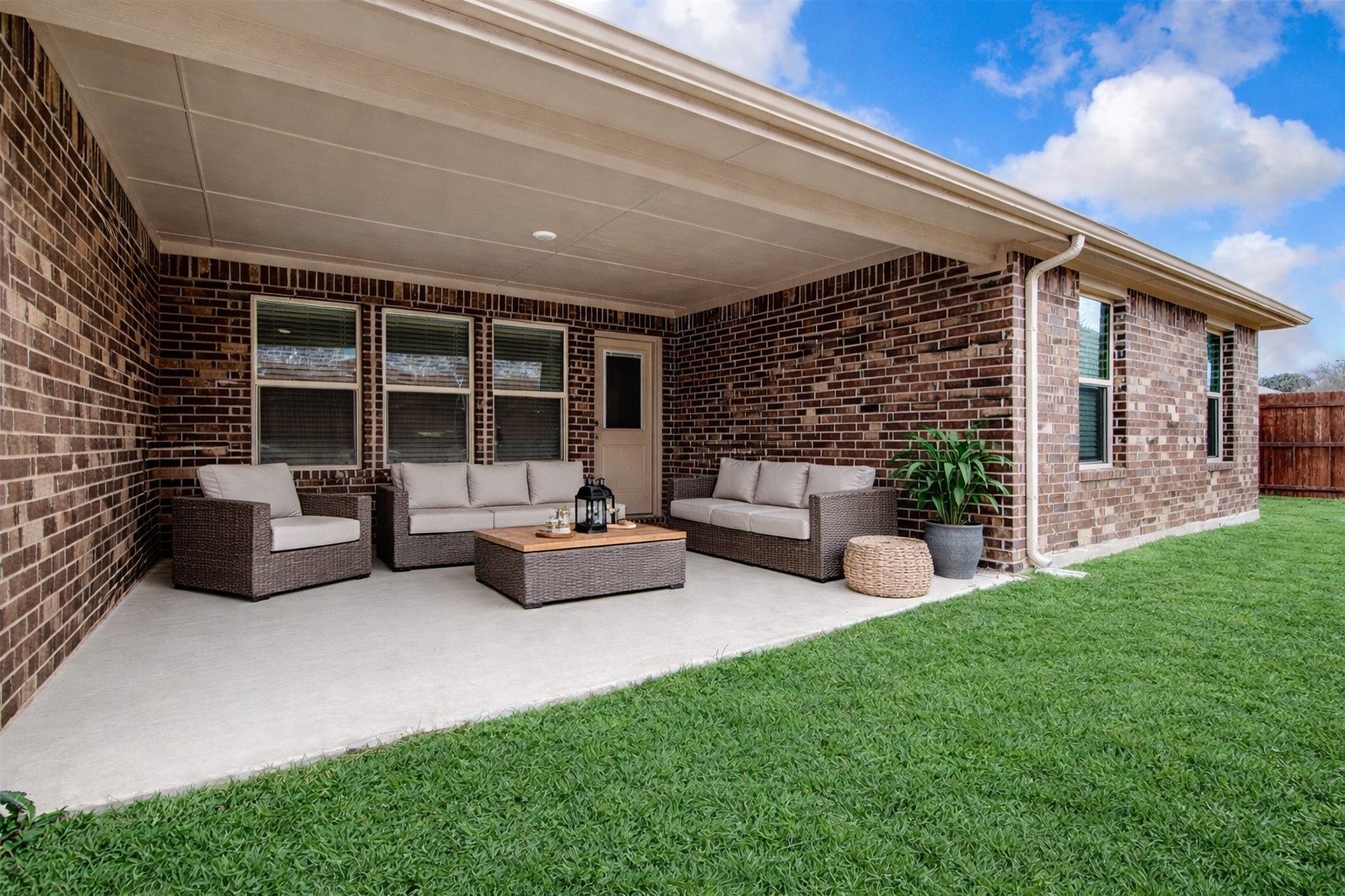 1905 Cookes Lane Cleburne TX 76033