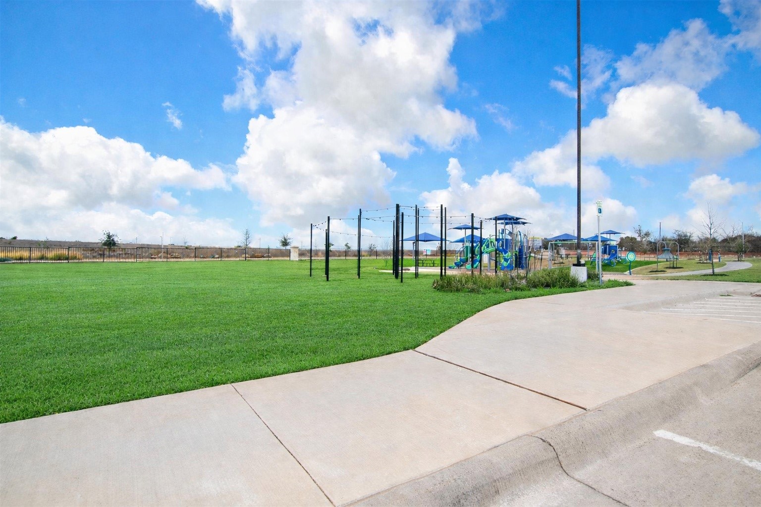 1905 Cookes Lane Cleburne TX 76033