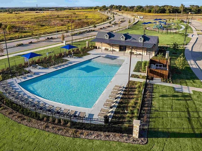 1905 Cookes Lane Cleburne TX 76033