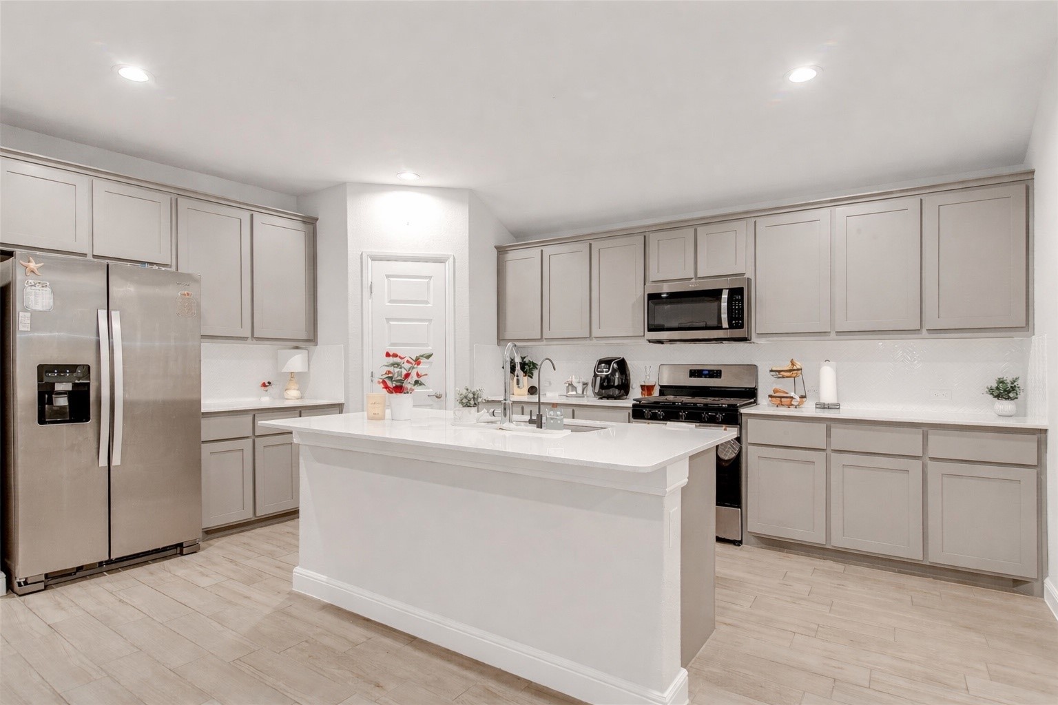 1905 Cookes Lane Cleburne TX 76033
