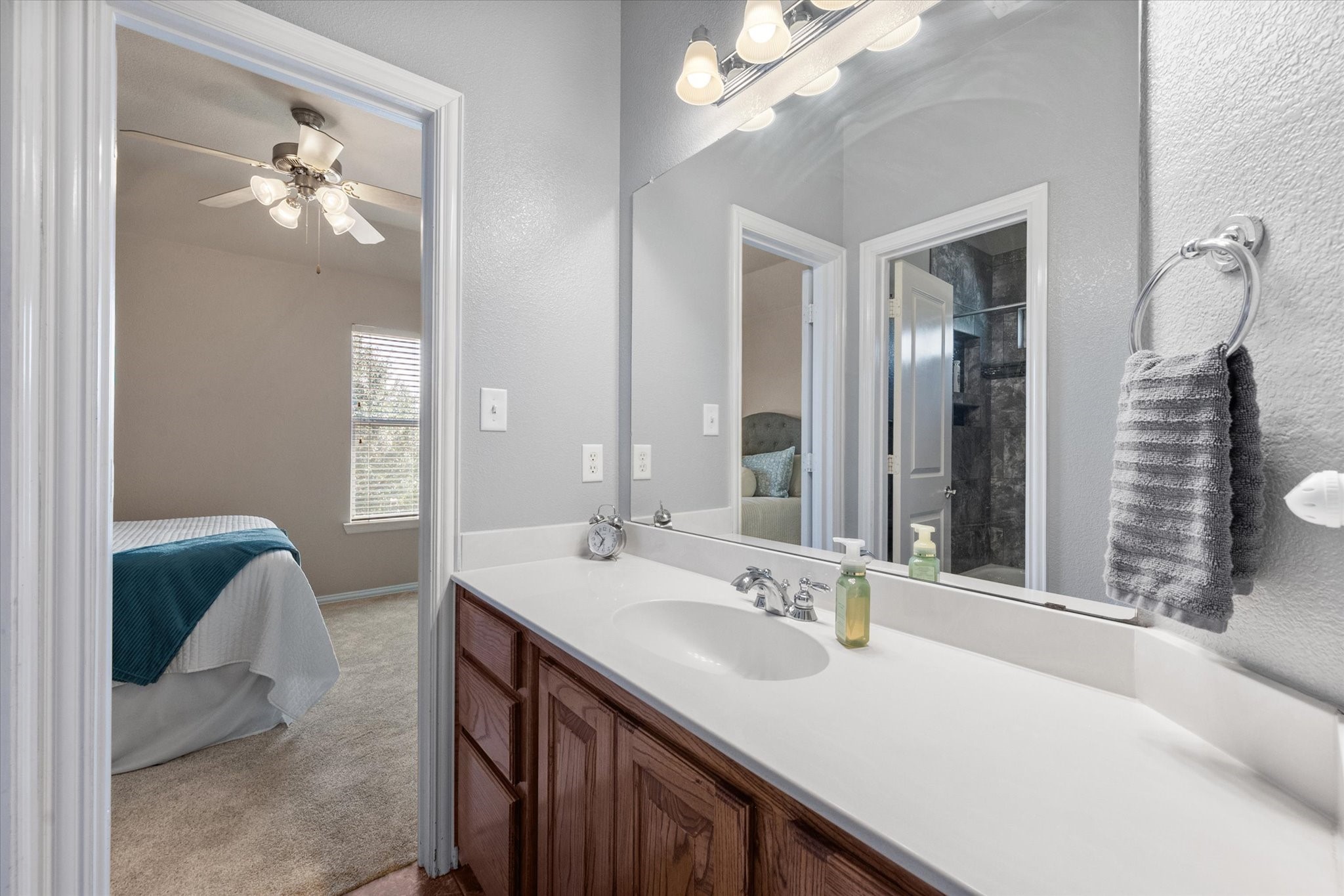 1910 Yarmouth Court Mansfield TX 76063