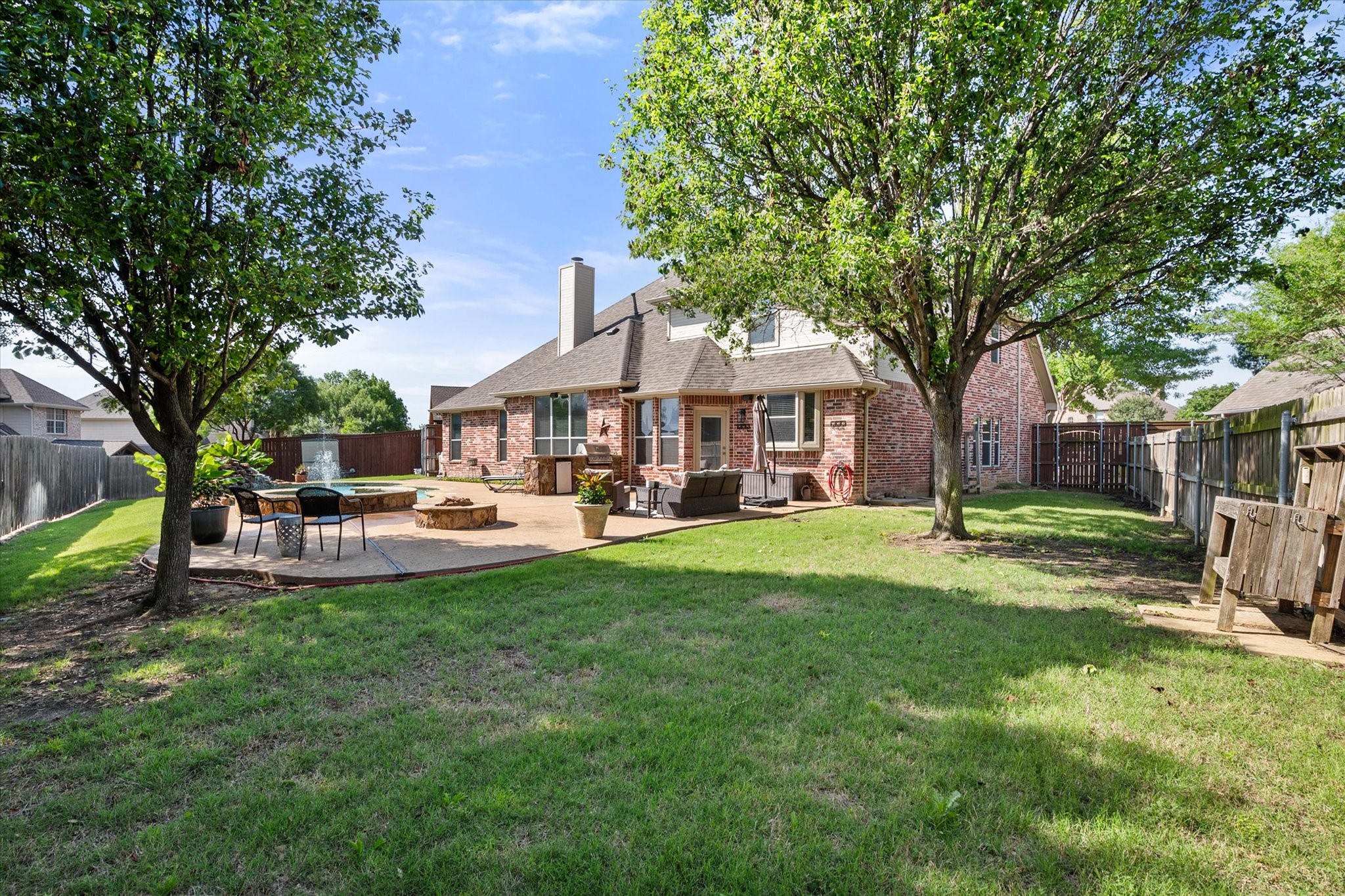 1910 Yarmouth Court Mansfield TX 76063