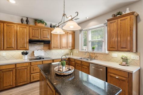 1910 Yarmouth Court Mansfield TX 76063