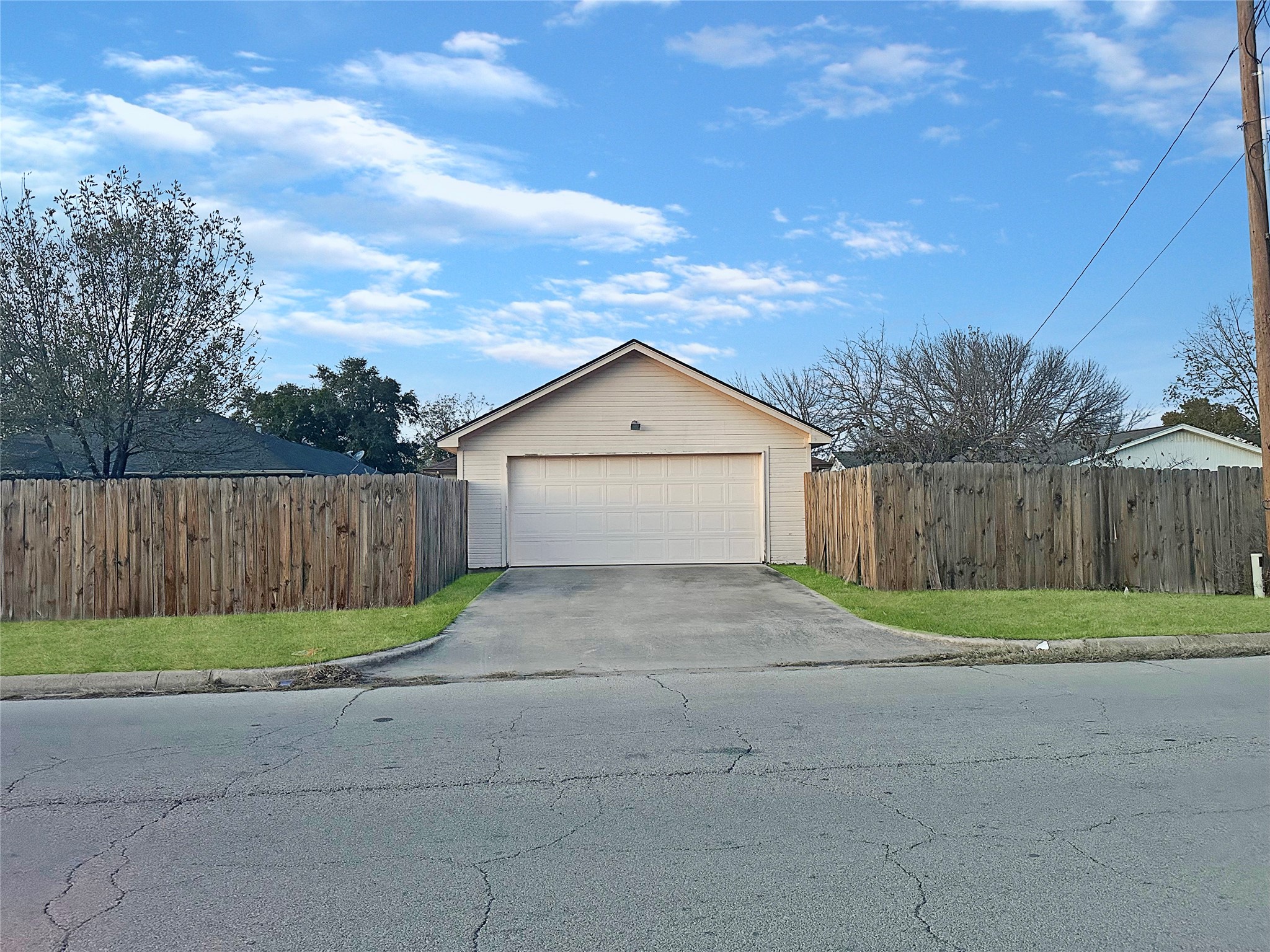 1806 SE 15th Street Mineral Wells TX 76067