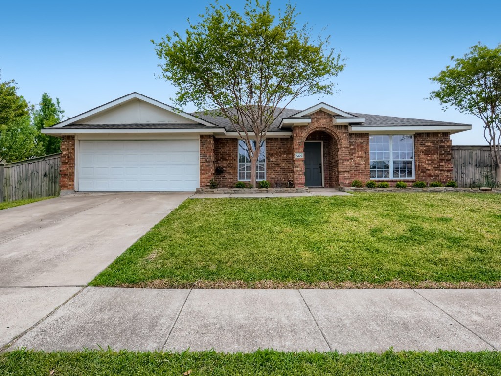 7202 Northpoint Drive Rowlett TX 75089
