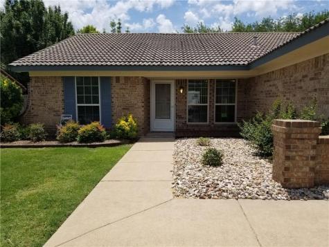 106 Iberis Court Arlington TX 76018