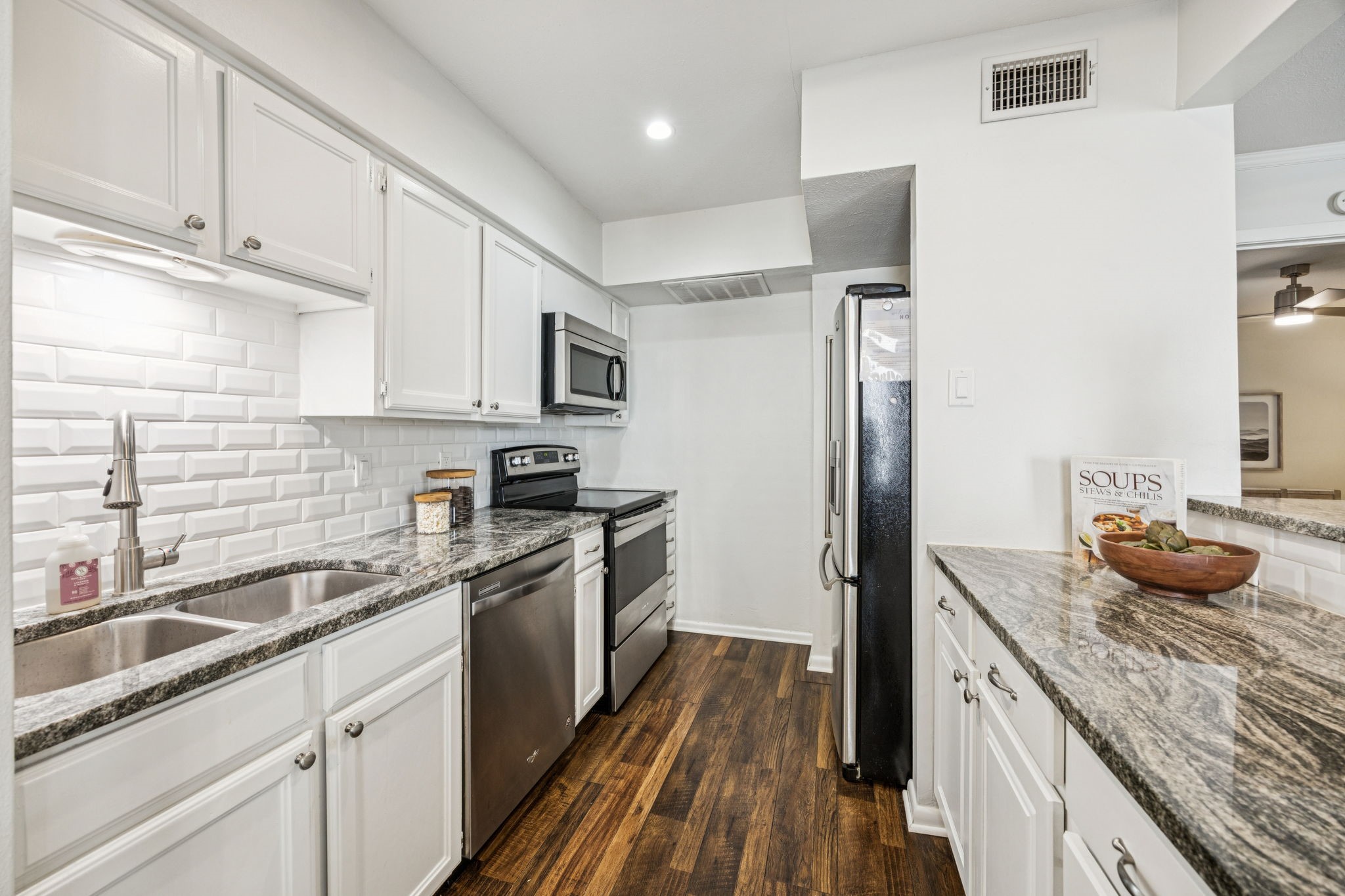 4239 Mckinney Avenue Dallas TX 75205