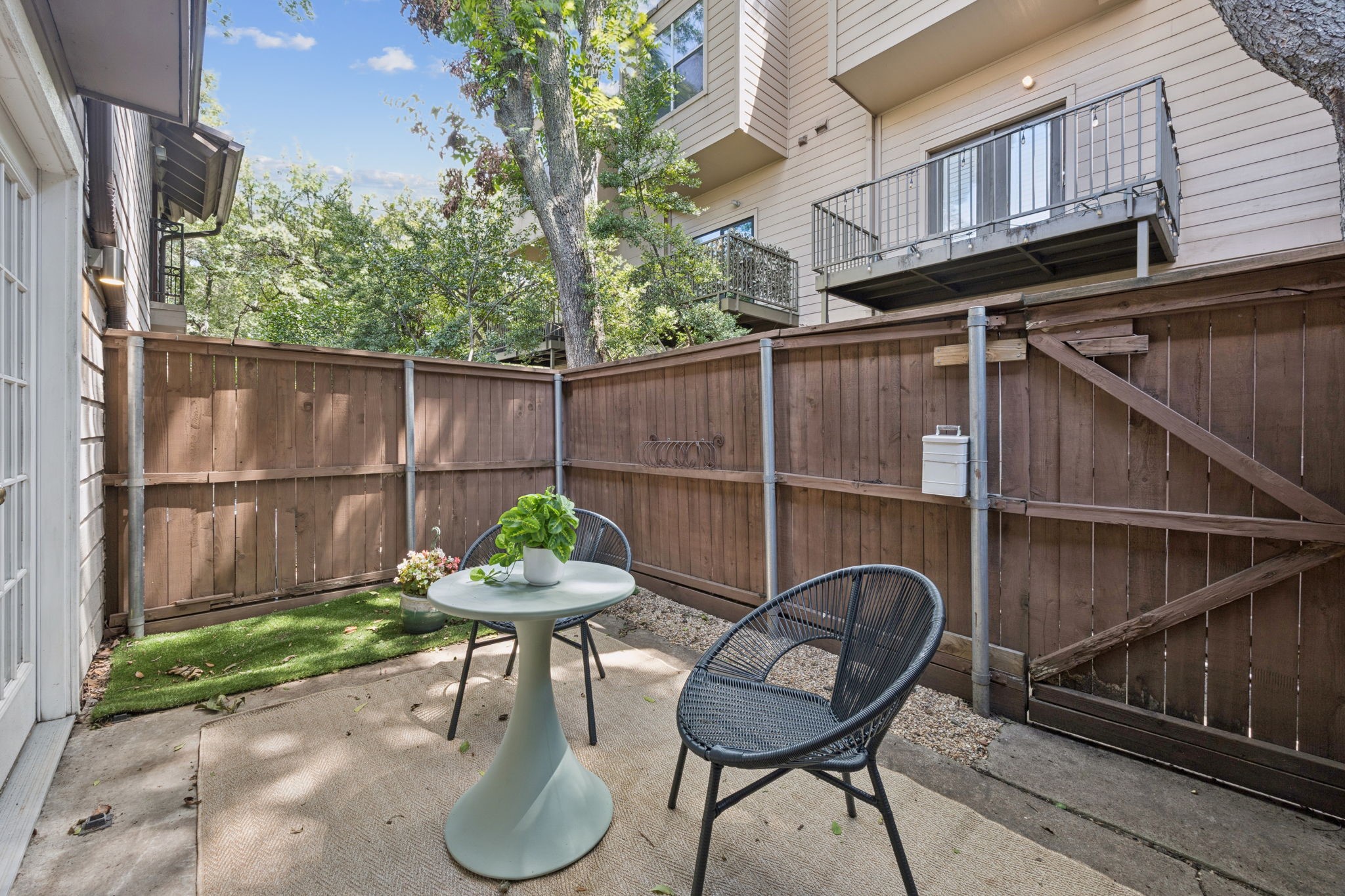 4239 Mckinney Avenue Dallas TX 75205