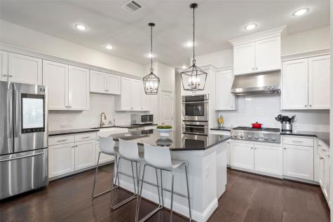 18265 Brighton Green Dallas TX 75252