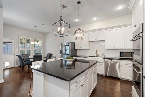 18265 Brighton Green Dallas TX 75252